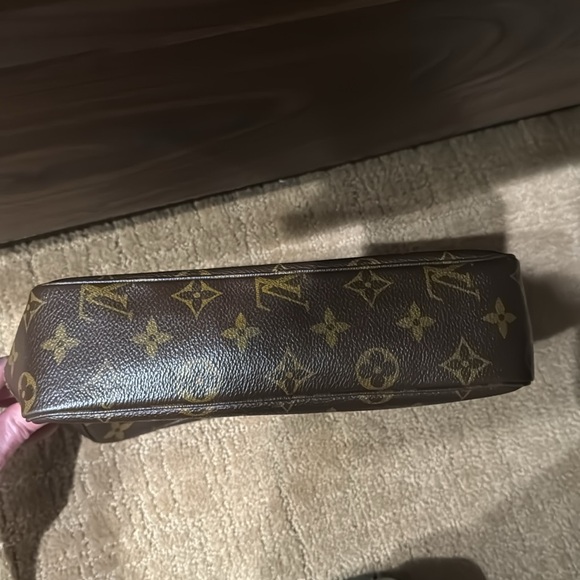 LOUIS VUITTON Vintage Monogram Trousse 23 Toiletry Cosmetic Case Bag - Picture 5 of 7